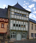 Maison  pans de bois - La Roche Derrien (22)